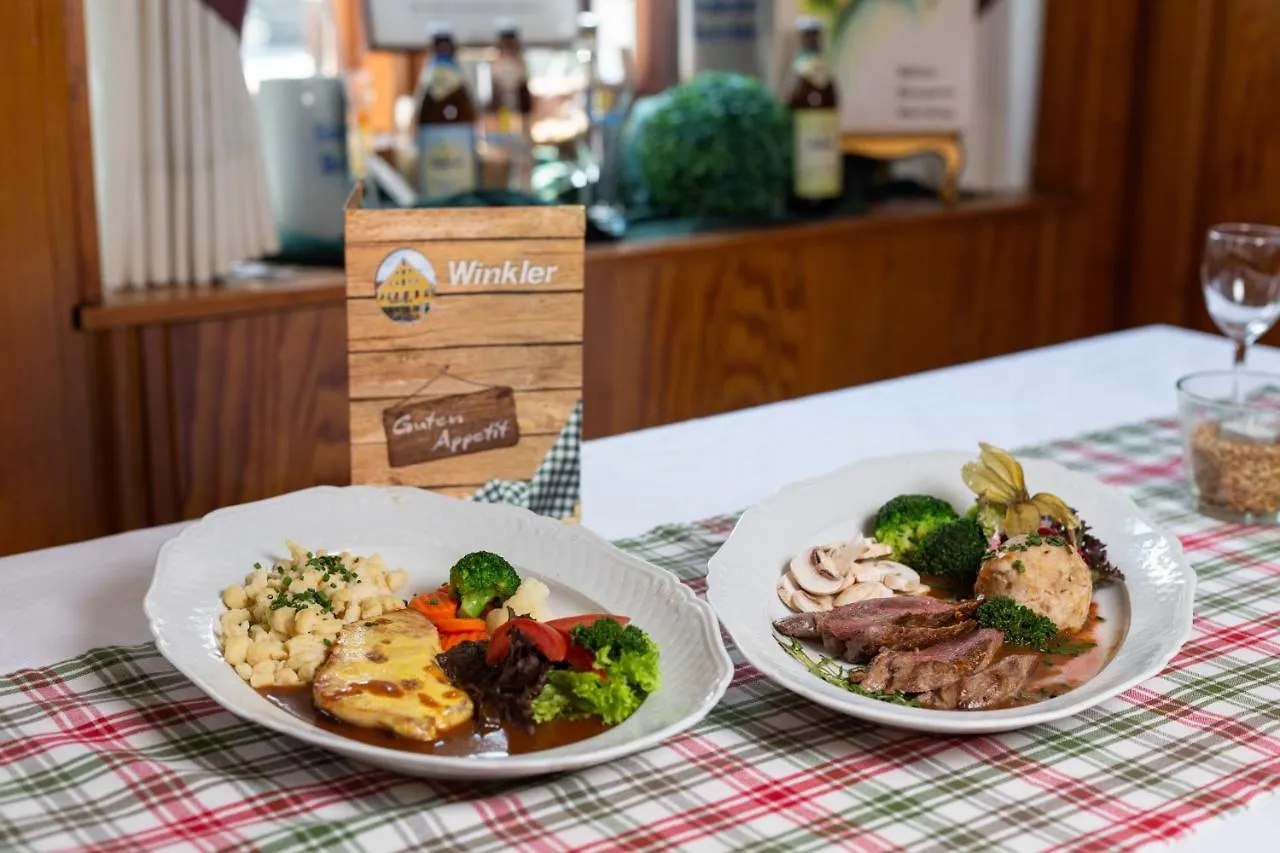 *** Hotel Altstadthotel Brauereigasthof Winkler Berching Německo